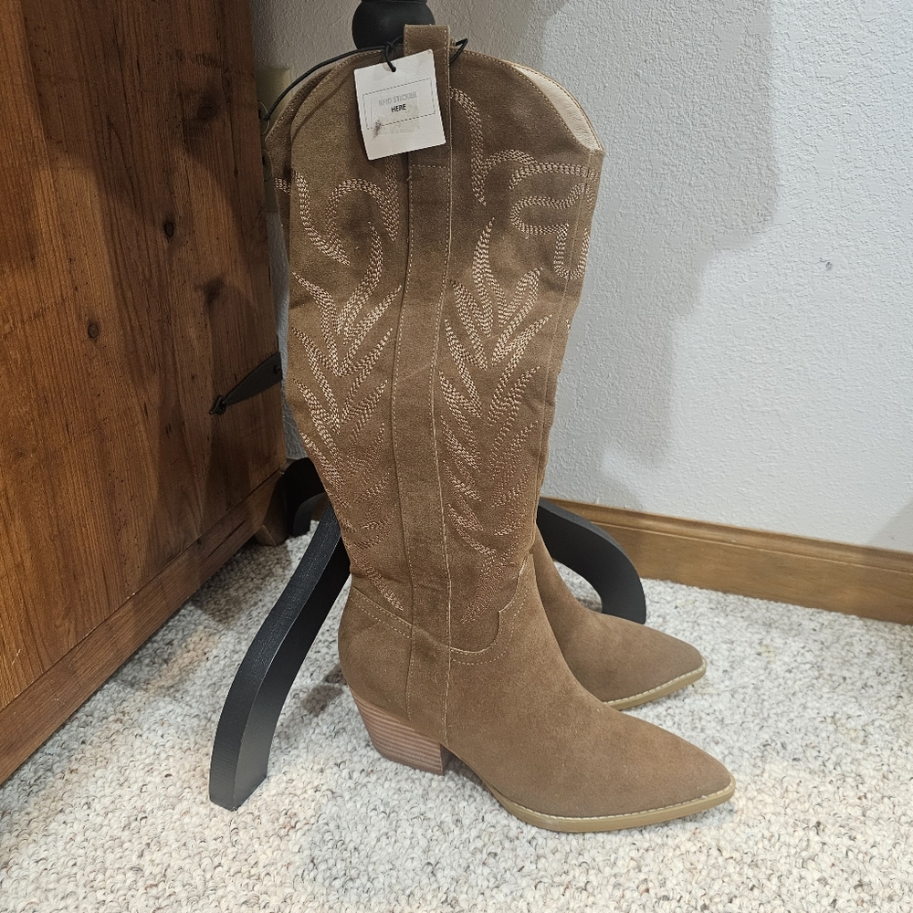 Oasus Society Brown Suede Women's Western Boots - Size 8
